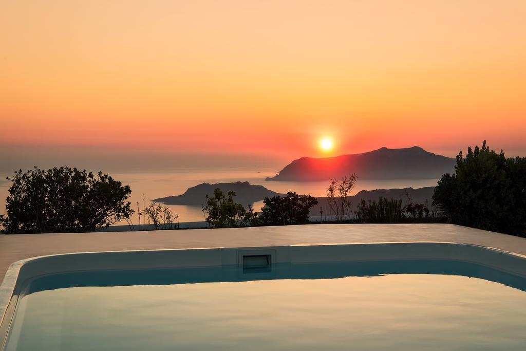 Ananda Retreat Megalochori (Santorini)